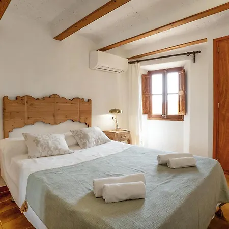 Vakantiehuis Colonya Petit *