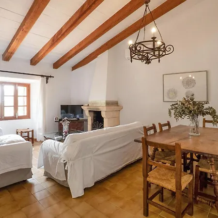 Nyaraló Colonya Petit